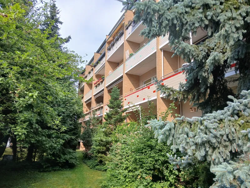 Charmante kleine Etagenwohnung am historischen Zehlendorfer Ortskern — photo 1